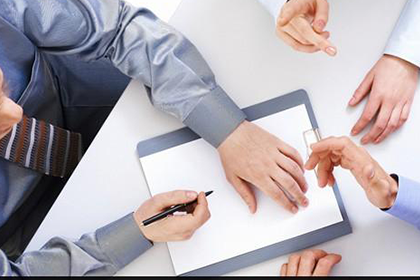 私人债务诉讼是否开庭即能判决？